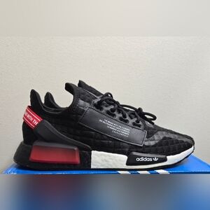 adidas nmd r1 v2 quilted "black scarlet" size 10 (Rare)-Like New